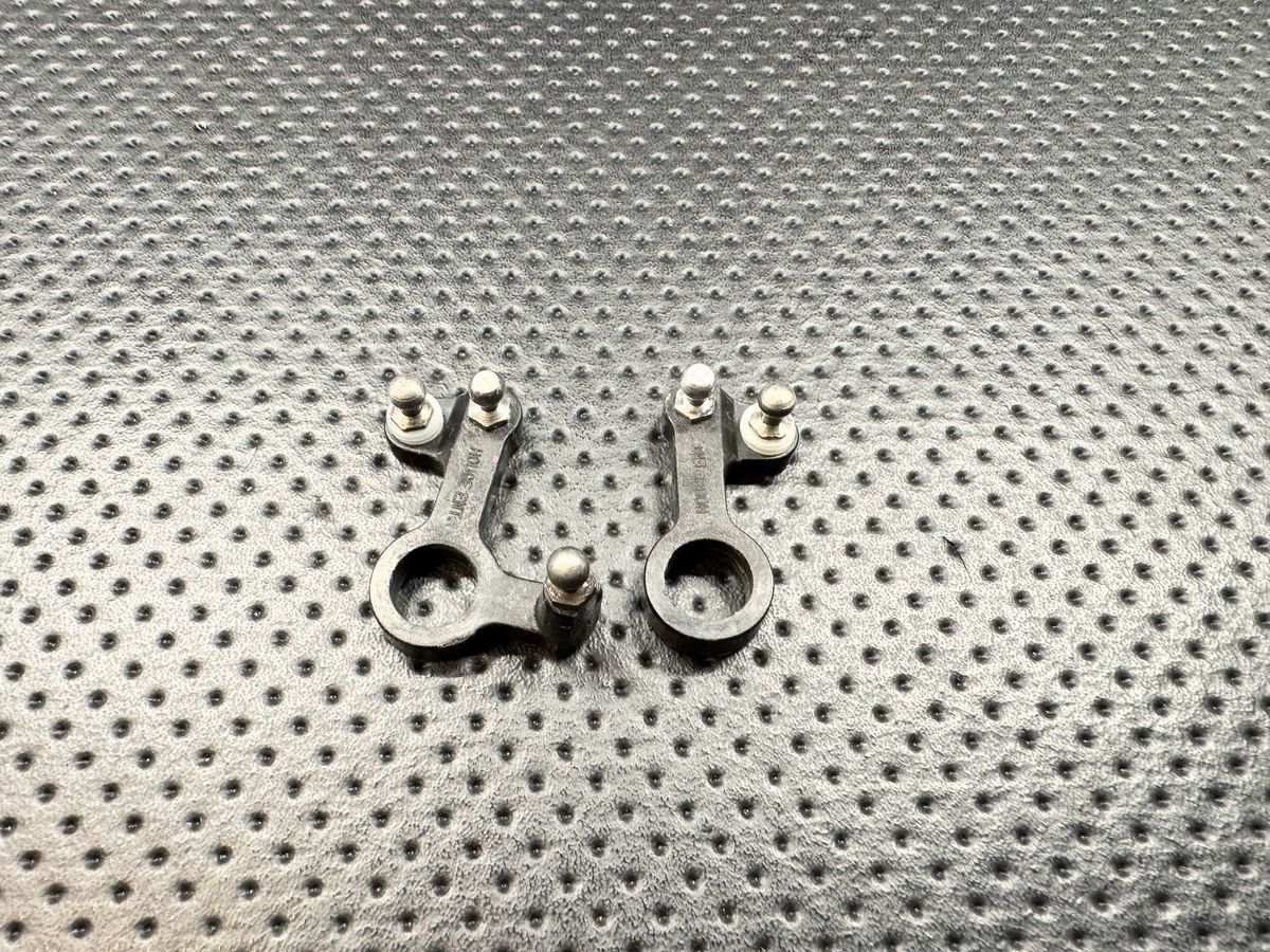 Vintage Houge Enterprises RC10 Steering Bellcrank Set No Bearings