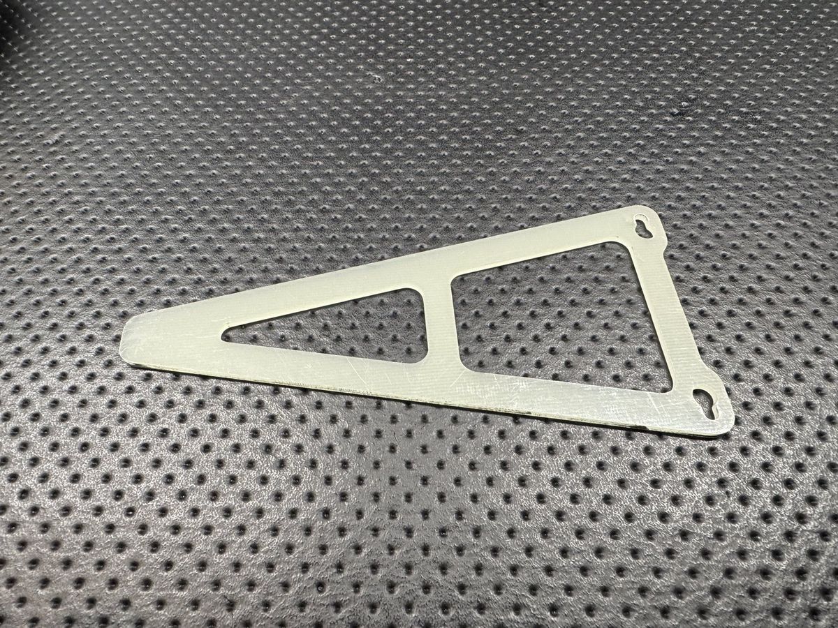 Vintage Team Associated RC10 Worlds Car Battery Brace x2 (1 Bagged HH) photo 4